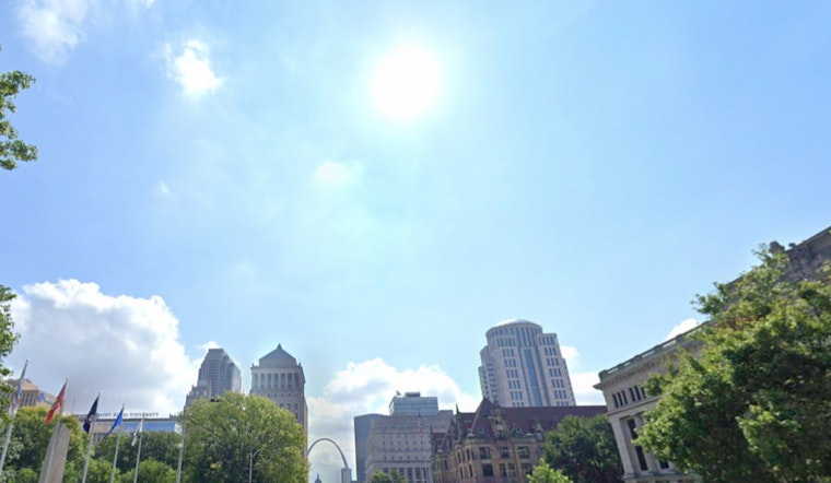 St. Louis Prepares for Mixed Weather with Sunny Skies, Increasing Humidity, and Possible Thunderstorms in the Forecast