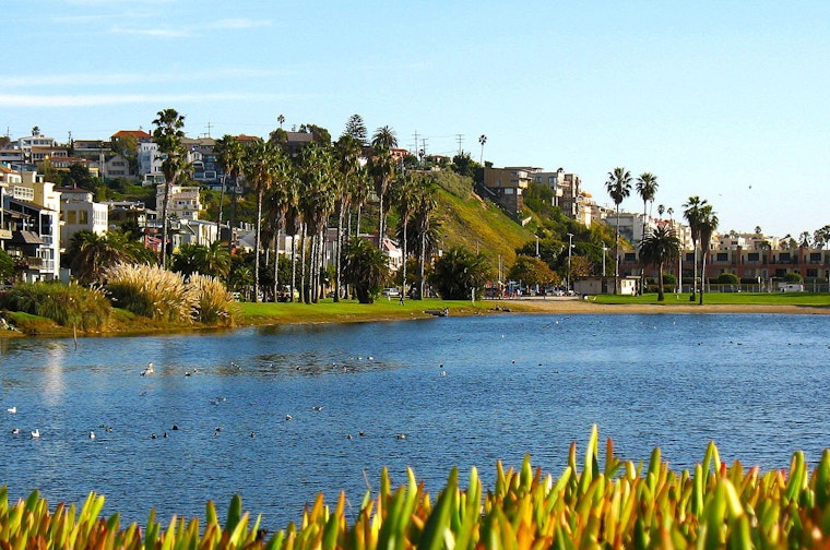 Sunny Skies and Warm Temperatures Set to Continue in Los Angeles