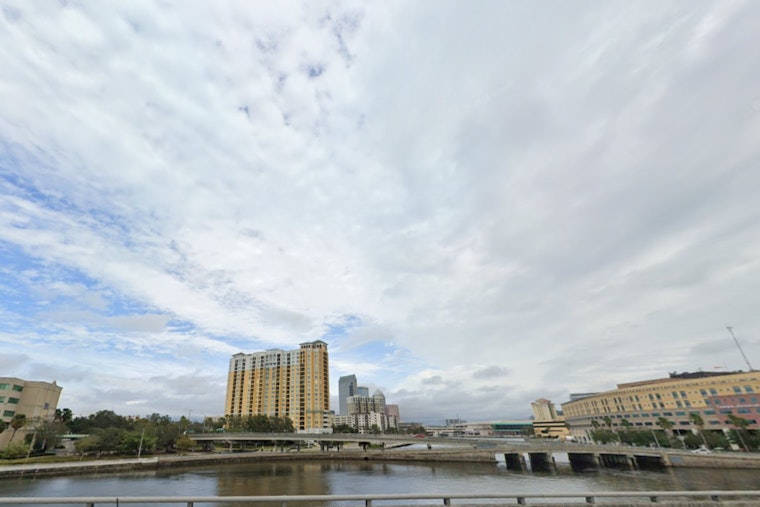Tampa Braces for Week of Thunderstorms and High Heat, NWS Reports 50-70% Rain Chances Daily