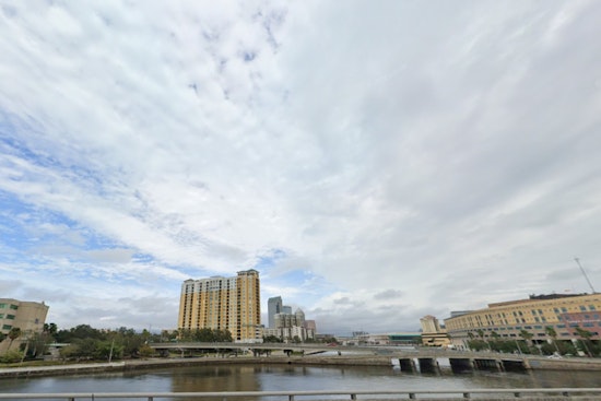 Tampa Braces for Week of Thunderstorms and High Heat, NWS Reports 50-70% Rain Chances Daily