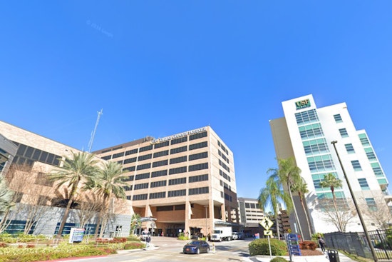 Tampa Police Department Boosts lifesaving efforts with AEDs in Patrol Cars through Local Hospital and Corporate Partnership