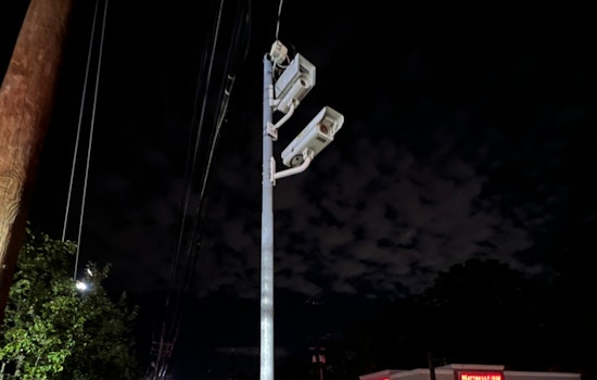 Tempe's New Red Light Cameras Snare Over 2,000 Violators in Two Weeks, Stirring Debate on Traffic Enforcement