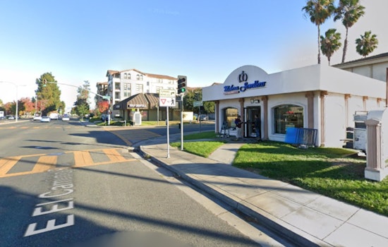 Thieves Use Stolen Vehicle for Daring Daylight Robbery at Sunnyvale Jewelry Store