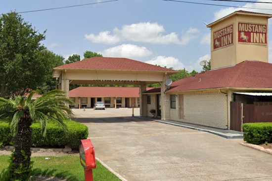 Three Wounded in Northeast Houston Motel Shootout, Suspect Arrested