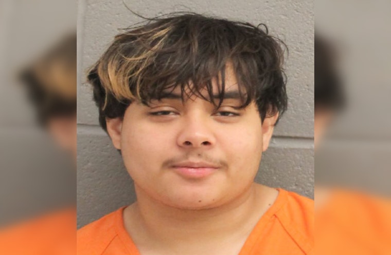 Tomball Tollway Traffic Stop Leads to DUI and Weapon Charges for Emmanuel Vazquez