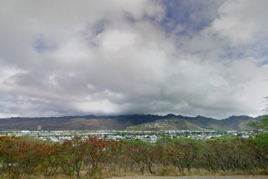 Trade Winds and Passing Showers to Persist in Honolulu as Kauai May See Increased Rainfall