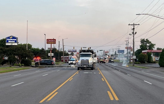 Traffic Delays in Murfreesboro as Wreck Causes Power Outages and Road Closures at NW Broad Street