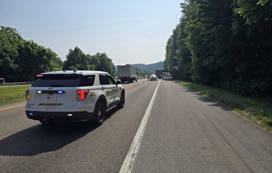 Traffic Delays on I-40 East in Loudon County Following Two Crashes Involving Tractor-Trailer