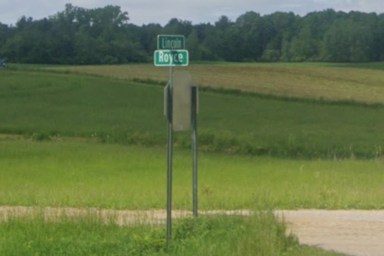 Tragic House Fire in Gratiot County Claims Lives of Man and Toddler, Injures Others