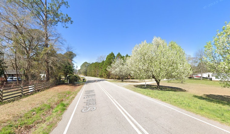 Two Children Rescued, Three Hospitalized After Johnston County Mobile Home Fire near Four Oaks