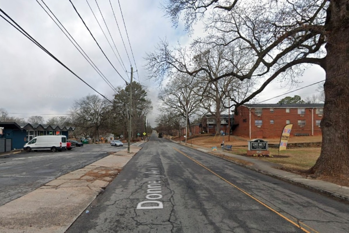 Two Injured in Late Night Shooting on Donnelly Avenue SW in Atlanta as Police Seek Information