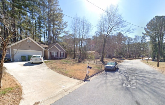 Two Injured in Stabbing Incident Following Event in Atlanta, Police Seek Suspect