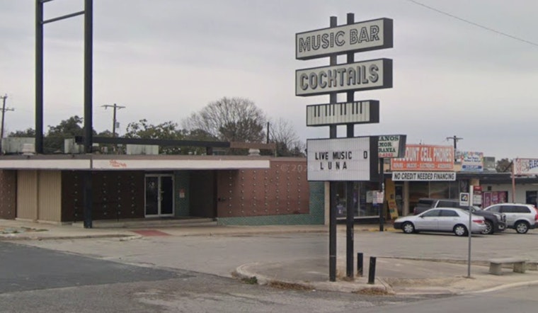 Two Men Dead After Altercation Leads to Shooting Outside San Antonio Bar as Police Search for Suspect