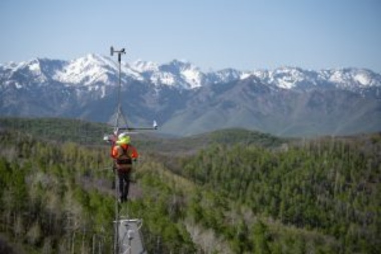 UDOT Crews Embark on Maintenance of 200 Weather Stations to Boost Road Safety in Utah