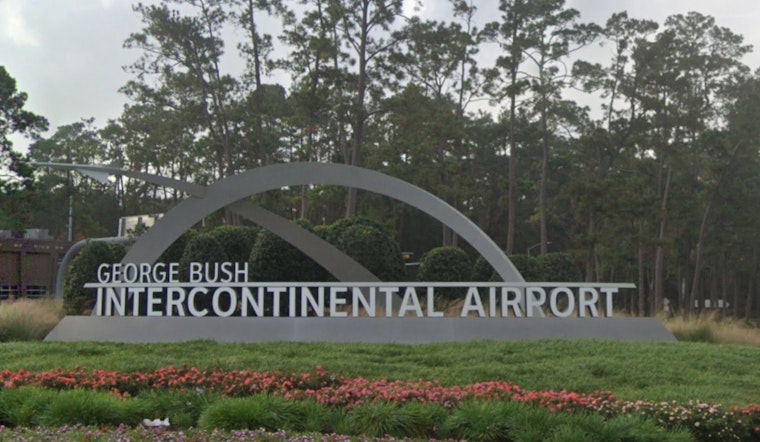 United Flight from Houston to Frankfurt Returns for Emergency Landing Due to Technical Issue