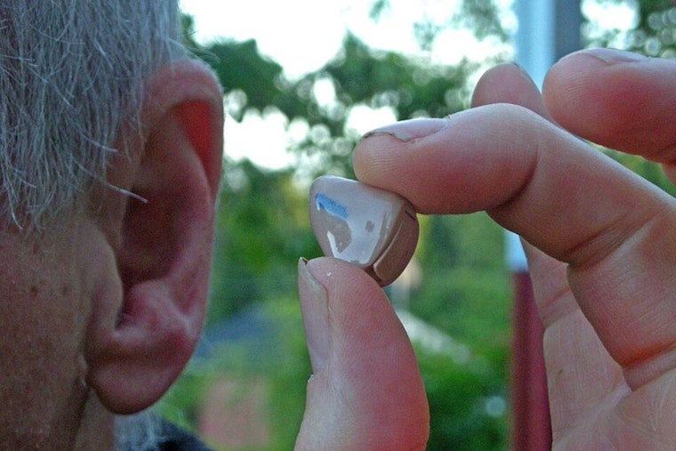 University of Cincinnati Expert Links Hearing Loss to Cognitive Decline and Dementia Risk