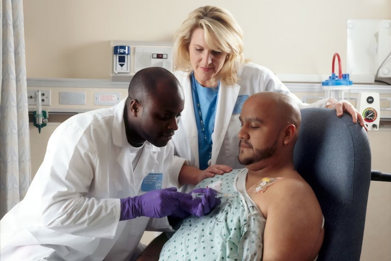 University of Cincinnati Medical Students Provide Crucial Care at Student-Run Free Clinic for Uninsured in Greater Cincinnati