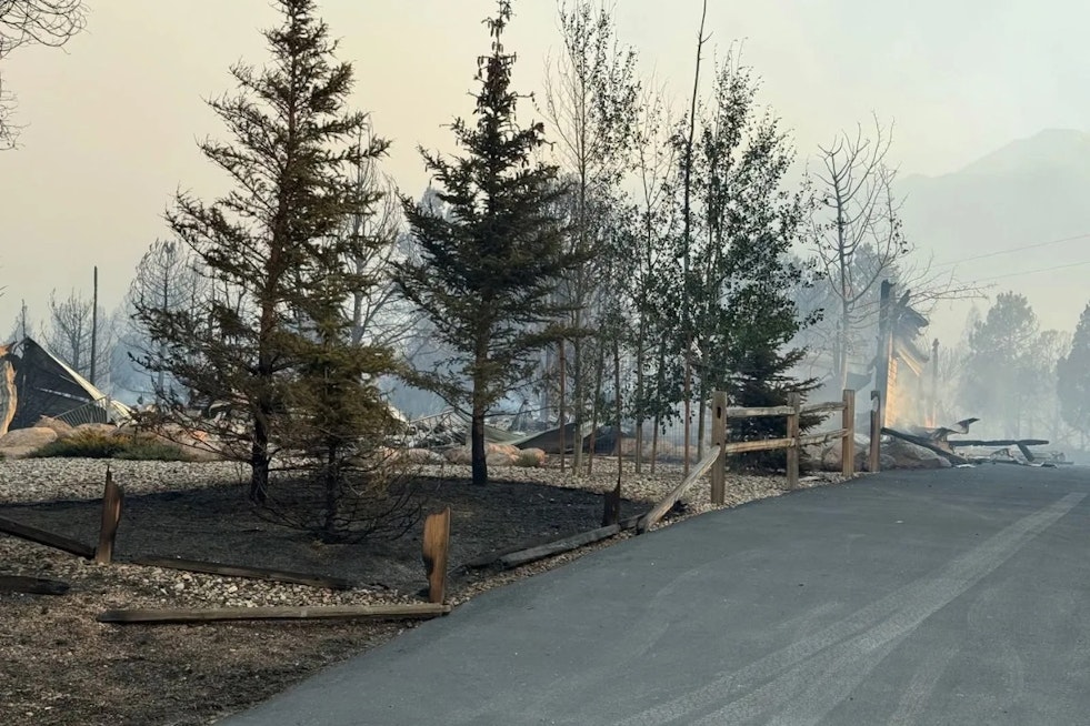 Unrelenting Forsyth Fire Decimates 17 Homes in Pine Valley, Remains Zero Percent Contained