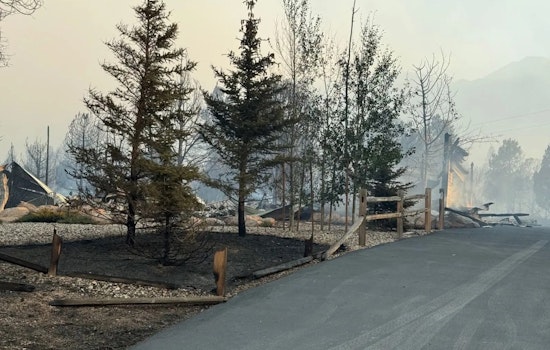 Unrelenting Forsyth Fire Decimates 17 Homes in Pine Valley, Remains Zero Percent Contained