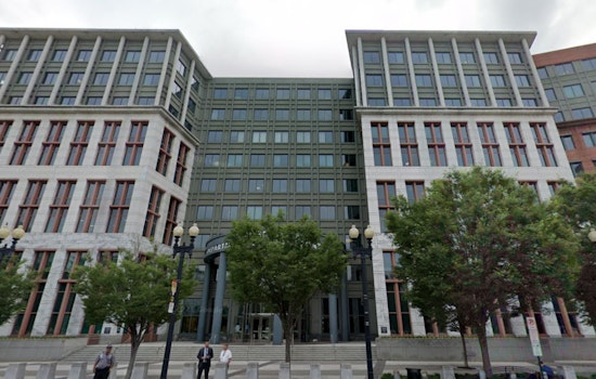 U.S. Transportation Secretary Criticizes Judge's Ruling on State vs. Federal Immigration Authority