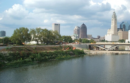 Warm Temperatures and Cloudy Skies Ahead for Columbus and Cincinnati, with Rainy Weekend in Forecast