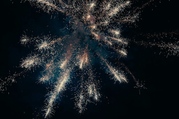 Washington State Report: Fireworks Cause 156 Injuries and 271 Fires; Officials Urge Safety Measures for July 4th Celebrations