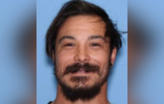 Washington Wilderness Locked Down as Cops Hunt Suspected Triple Murderer Travis Decker Amidst Pacific Crest Trail Closure