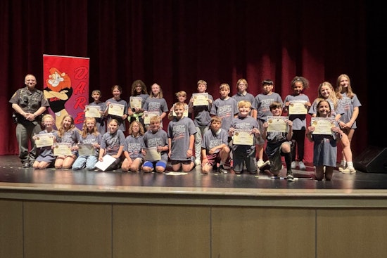 Wellington Students Shine in D.A.R.E. Graduation Led by Lorain County Sheriff's Deputy