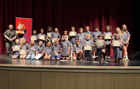 Wellington Students Shine in D.A.R.E. Graduation Led by Lorain County Sheriff's Deputy