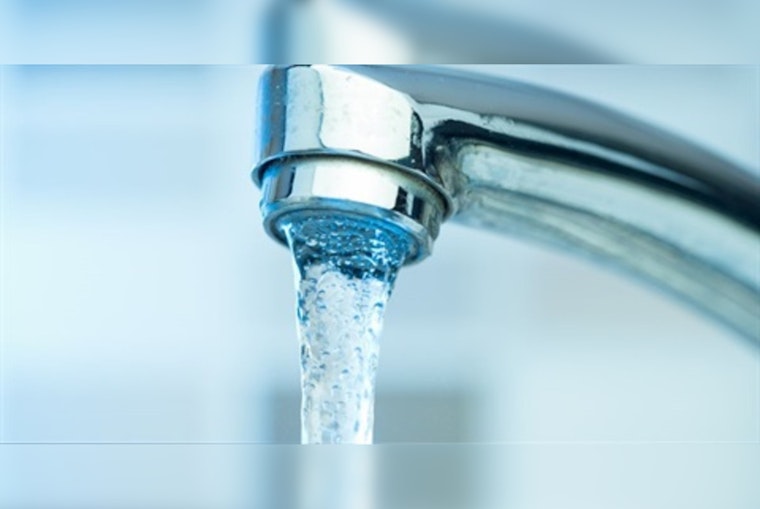 West Palm Beach Announces Temporary Shift to Chlorine in Water Treatment, City Assures Compliance with Health Standards