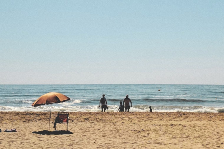 Woman Injured in Suspected Shark Attack at Jones Beach, Prompting Temporary Swimming Ban and Increased Surveillance