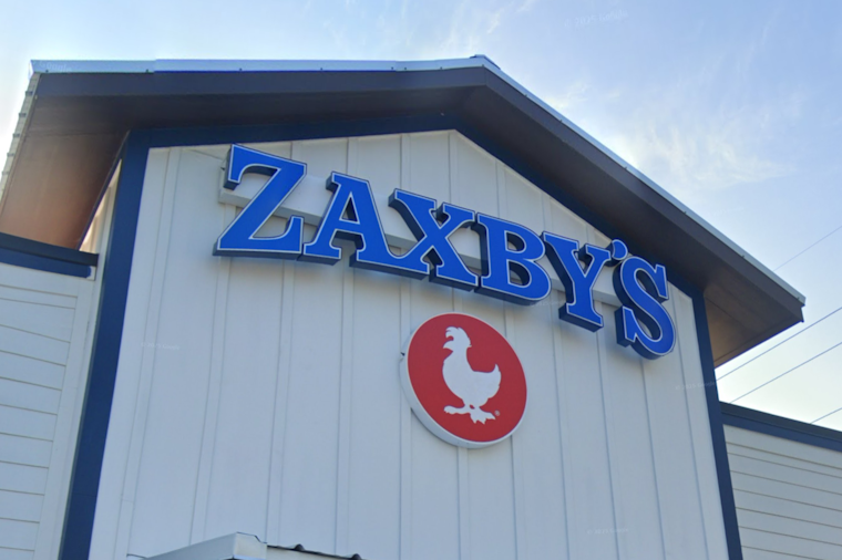 Zaxby's to Open First Arizona Location in Queen Creek, Sexy Roman Set to Spice Up Scottsdale's Dining Scene