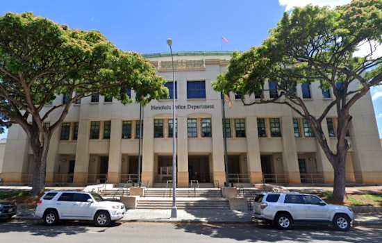 18-Year-Old Arrested for Terroristic Threatening After Dispute at Ewa Town Center, Honolulu