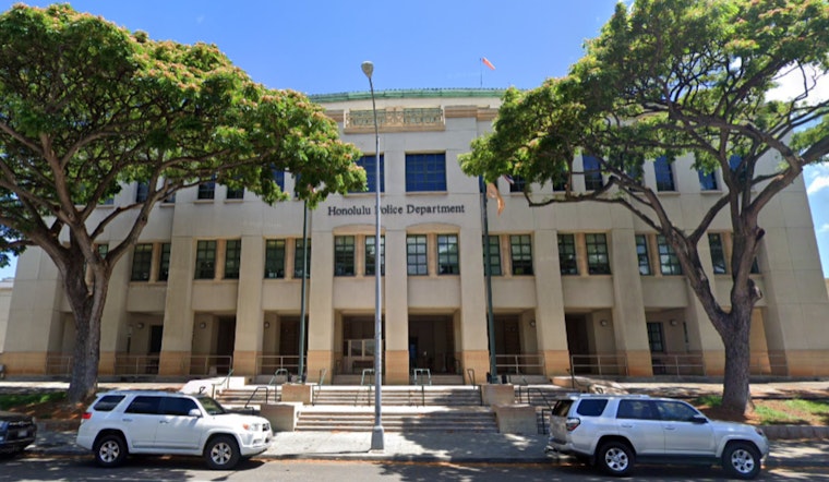 18-Year-Old Arrested for Terroristic Threatening After Dispute at Ewa Town Center, Honolulu
