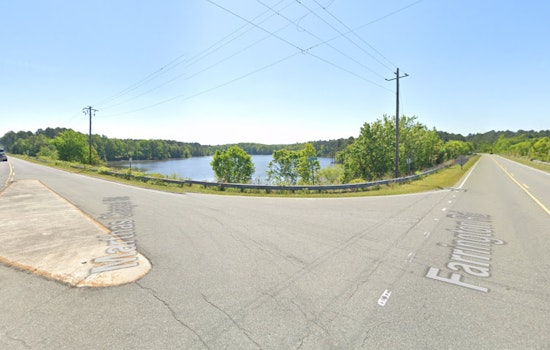 19-Year-Old Tragically Drowns at Jordan Lake While Retrieving Floatation Device, Echoing Recent Boating Fatalities