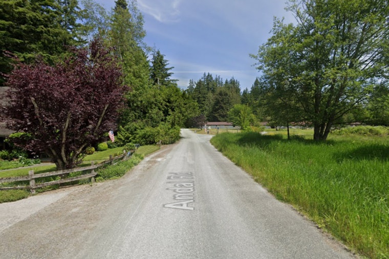 68-Year-Old Man Dies in Paraglider Crash Near Big Lake in Skagit County