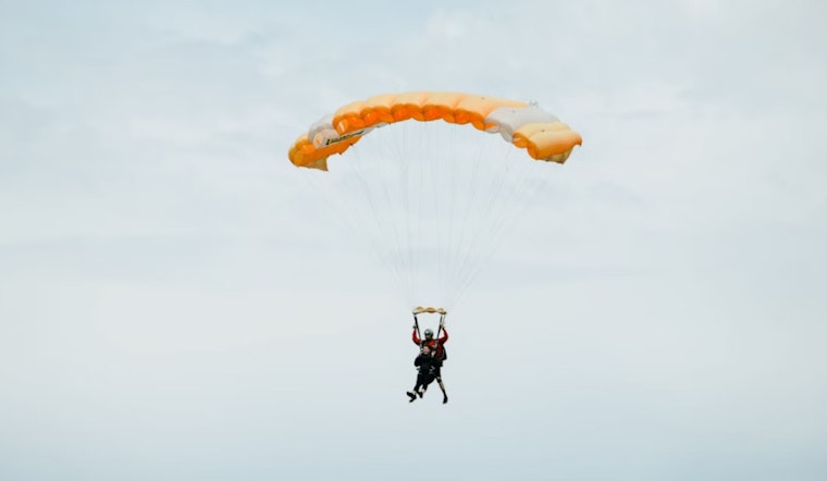 85-Year-Old Charlotte Moszczenski Skydives in Tribute to Late Paratrooper Husband in St. Louis
