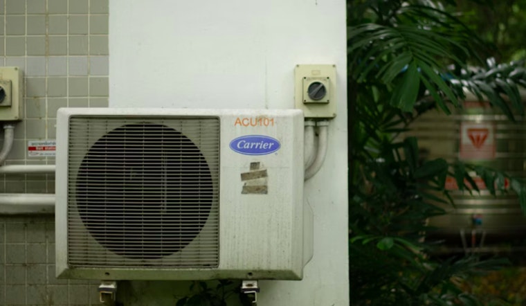 Arizona Heat Wave Crisis Seniors Suffer as Air Conditioning Fails in El Mirage and Phoenix