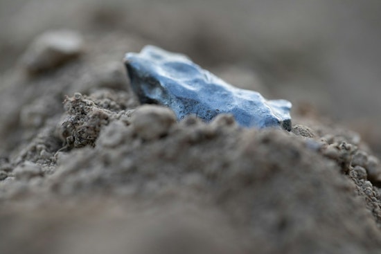 Arizona Meteor Hunter Retrieves Georgia Meteorite Fragments, Sparks Ownership Debate
