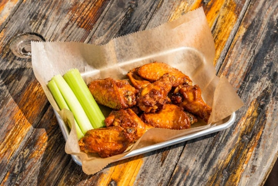 Atlanta Eateries Spread Their Wings with Juicy Deals for National Chicken Wing Day