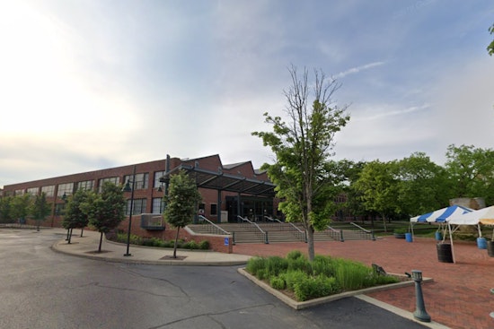 Bloomington Parks and Recreation Invites Artisans to Apply for Vending Space at Annual Holiday Market