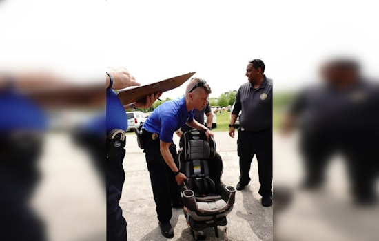 Blount County Sheriff's Office Hosts Child Safety Seat Clinic in Maryville