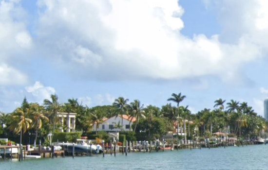 Boat Capsizes in Biscayne Bay Near Miami Beach, Leaving Three Children in Critical Condition