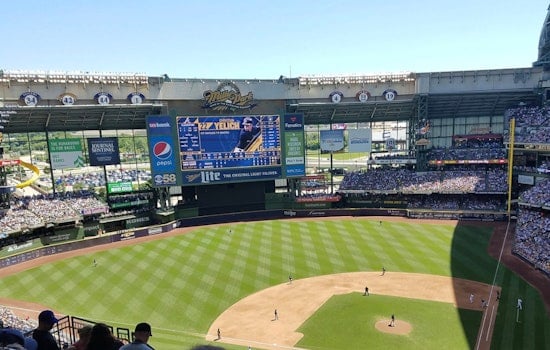 Brewers Suffer Defeat to Marlins, Now Tied with Cubs for NL Central Lead - Chourio's Streak Hits 19 Games