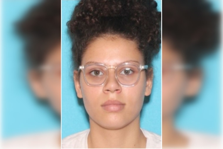 Brooklyn Park Community and Police Search for Missing Teen Carissa Lindstrom