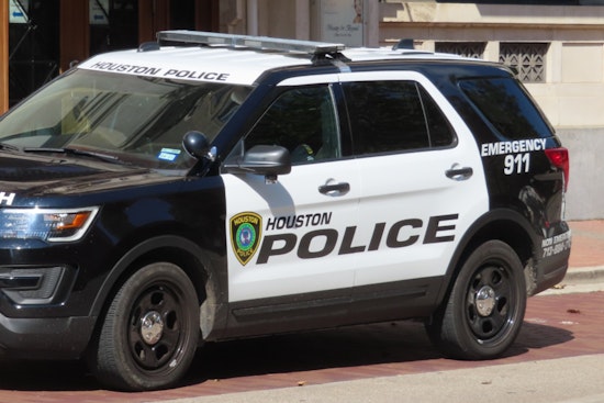 Burglary Suspect Fatally Shot by Houston Police Sergeant in Southeast Houston, Investigation Underway