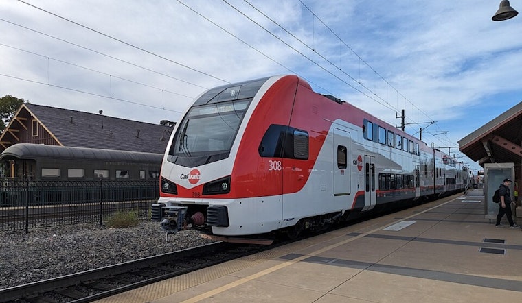 Caltrain Honored with 2025 Commuter Rail Safety Gold Award for Outstanding Safety Measures