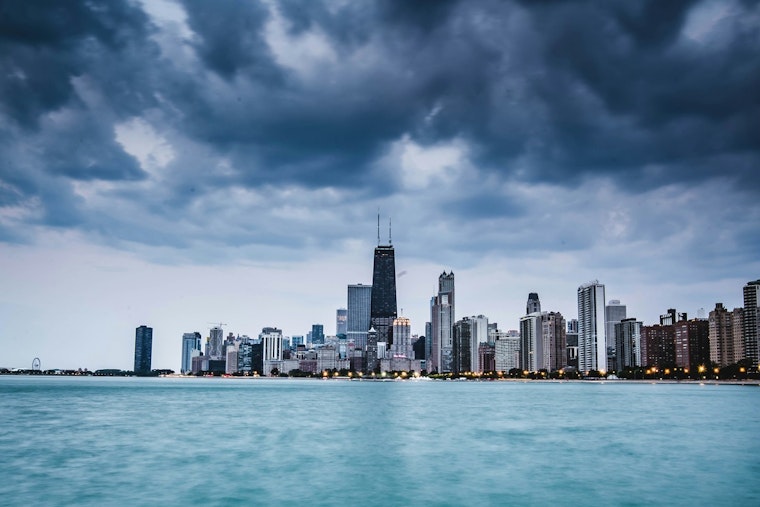 Chicago Braces for Week of Scattered Storms and Sweltering Heat, Forecasters Warn