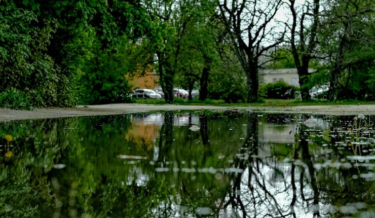 Chicago Engulfed by Flash Floods: Torrential Rains Submerge Roads, Prompt Water Rescues Across the City