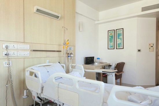Chicago Hospitals Northwestern Memorial and Rush Secure Spots on U.S. News & World Report's 'Best Hospitals' Honor Roll for 2025-2026